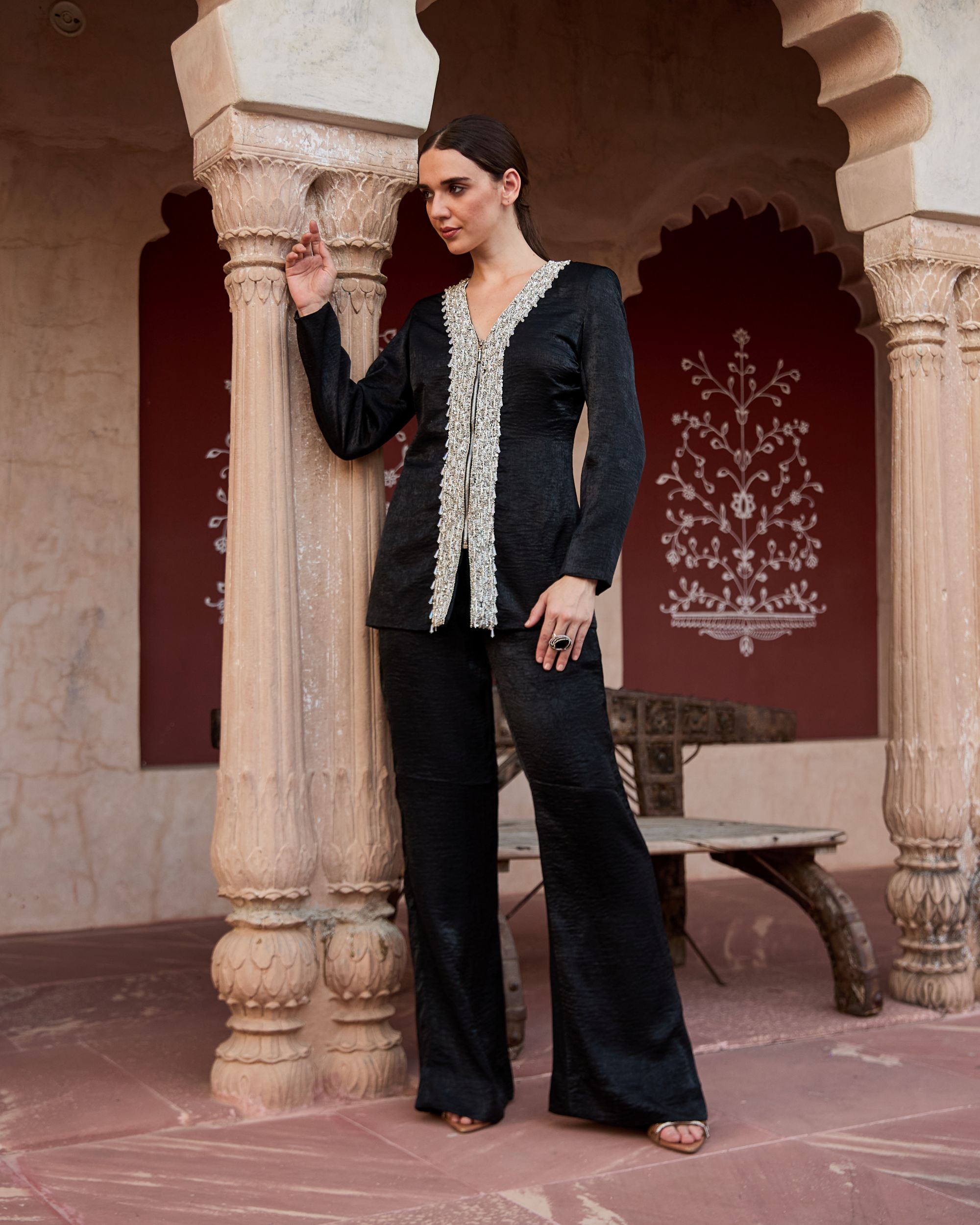 khwahish-set
