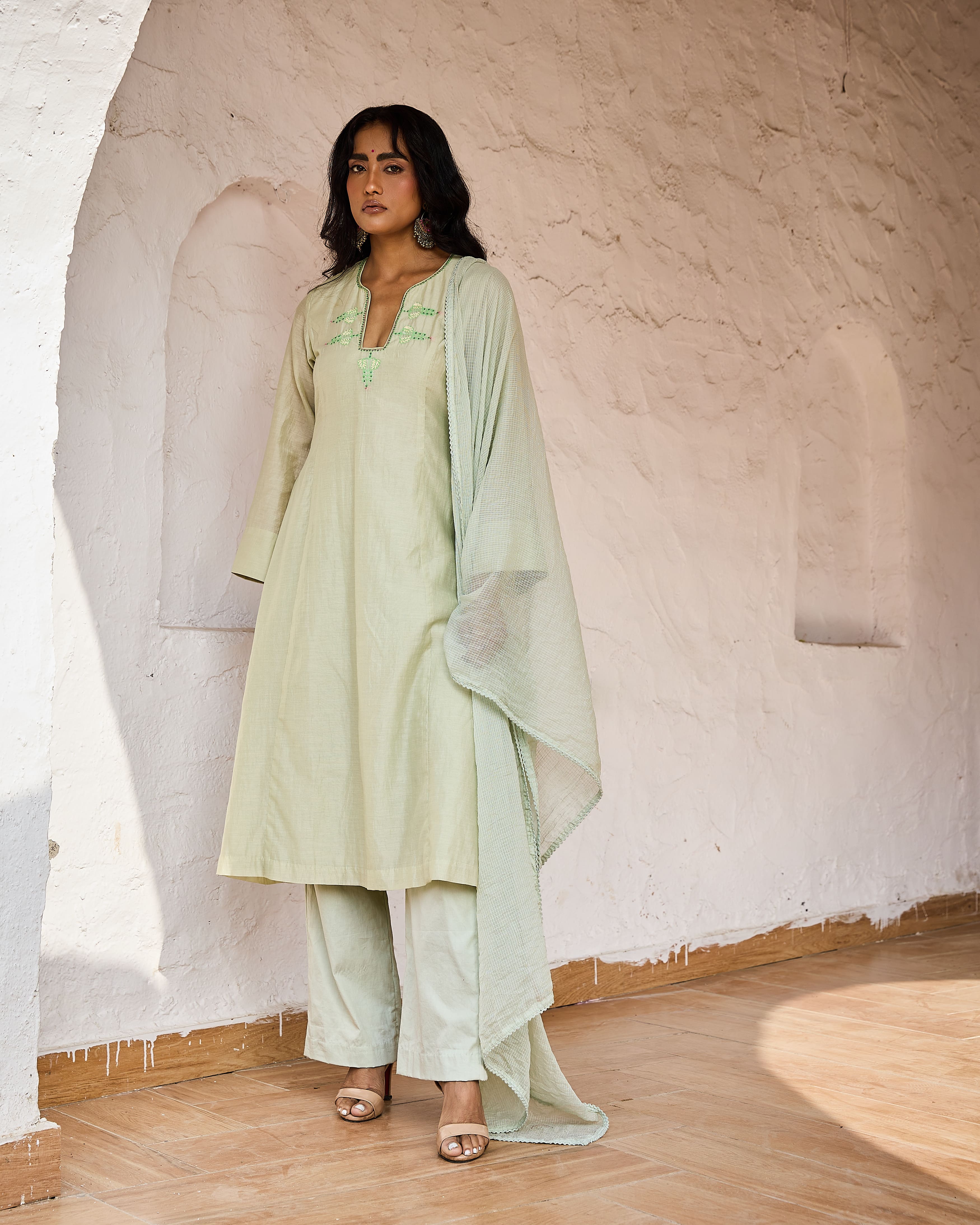 aangan-indian-set